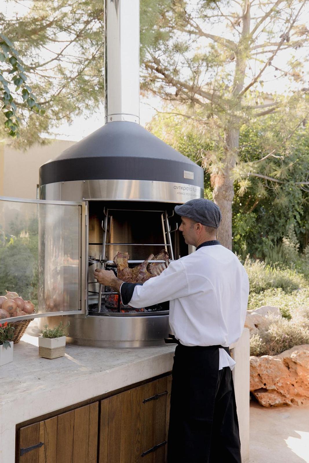 Village Heights Hotel 5*
